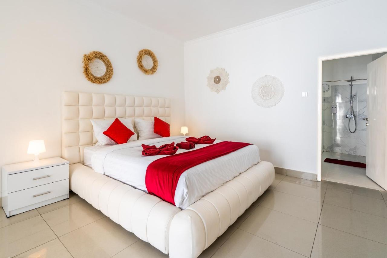 Villa Luxury Minimalist White Angel In Seminyak (Bali)