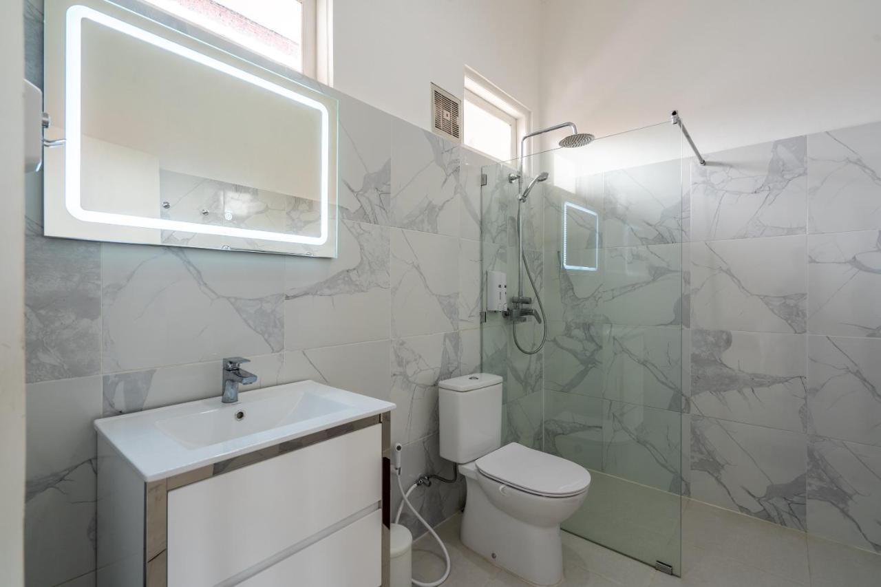 Luxury Minimalist White Angel In Villa *