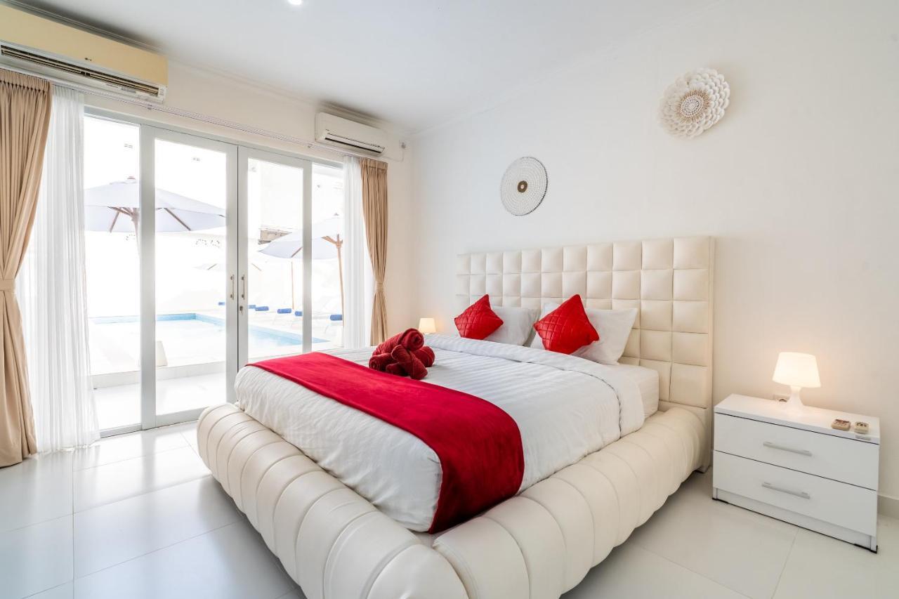 Villa Luxury Minimalist White Angel In