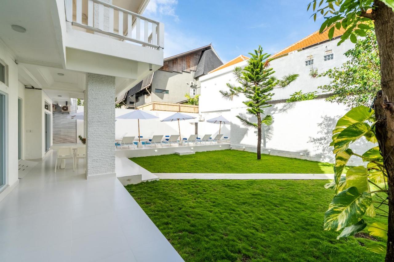 Luxury Minimalist White Angel In